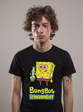 Model traegt Bongbob T-Shirt